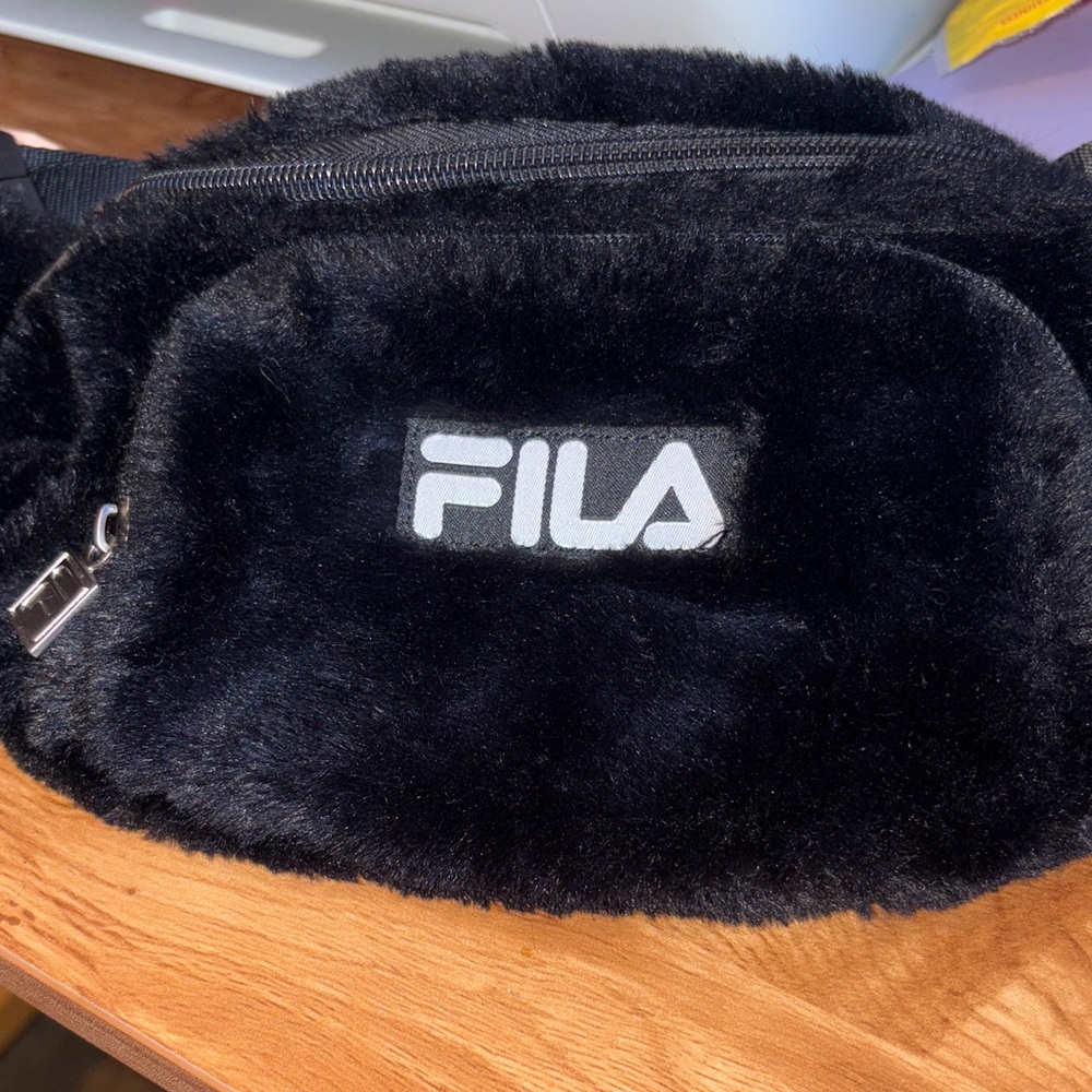 Fila Faux Fur Waist Bag / Fanny pack / belt bag
